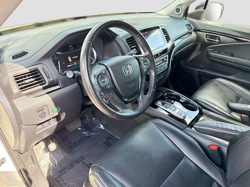 Used 2017 Honda Pilot Elite image 30