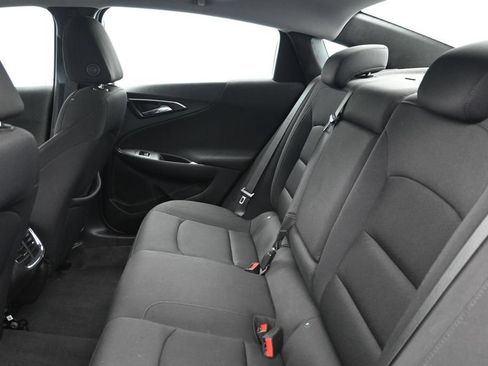 Used 2023 Chevrolet Malibu LT FWD image 14