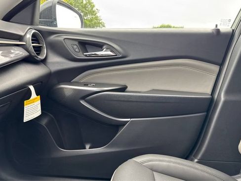 New 2026 Chevrolet Trax ACTIV w/ Driver Confidence Package FWD image 20