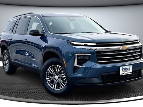 New 2026 Chevrolet Traverse LT w/ LPO, Floor Liner Package image 2