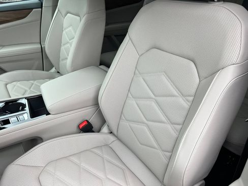 New 2026 Volkswagen Atlas SE AWD/4WD image 13