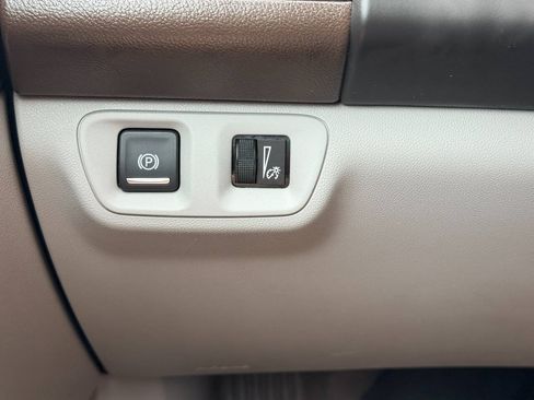 Used 2017 GMC Acadia SLT w/ LPO, Floor Liner Package AWD/4WD image 39