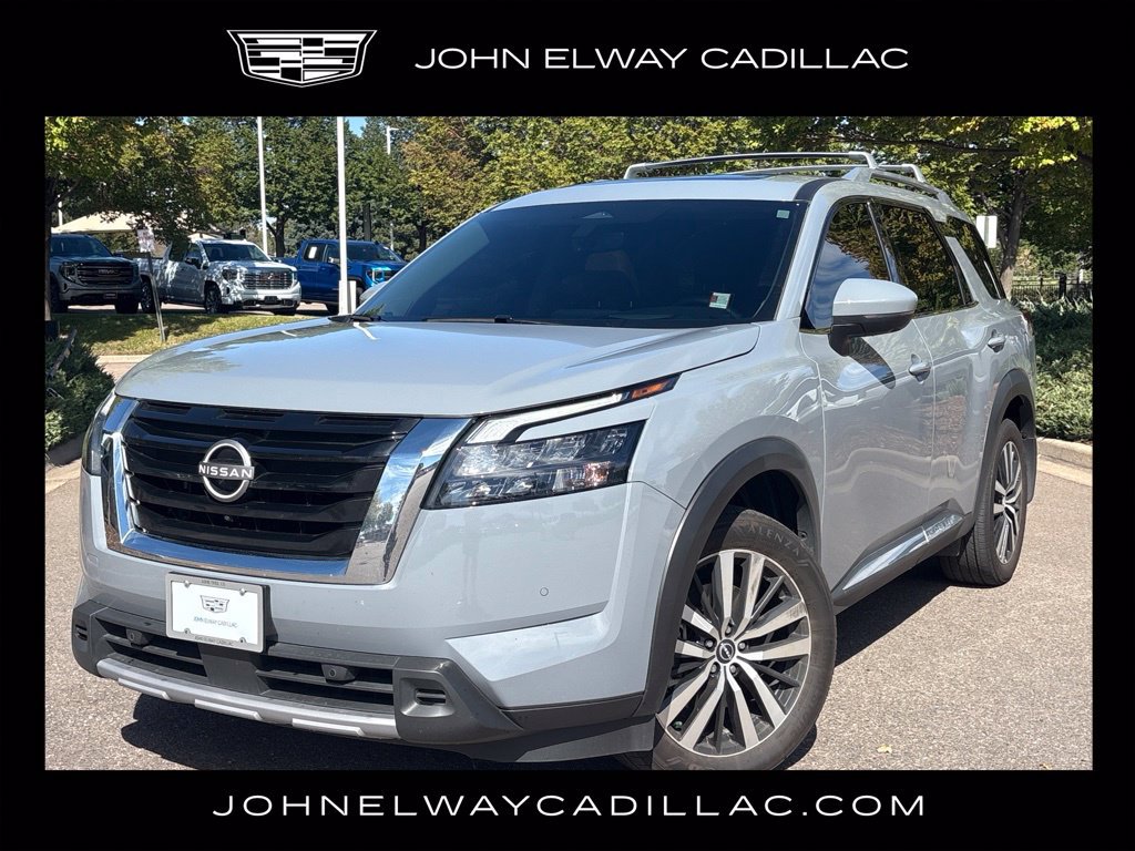 Used 2025 Nissan Pathfinder Platinum AWD/4WD image 1