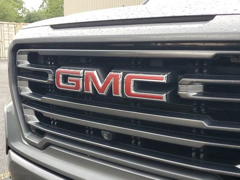 Used 2021 GMC Sierra 1500 AT4 w/ AT4 Value Package AWD/4WD image 5