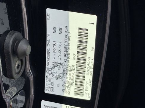 Used 2024 Toyota Tundra SR5 w/ SR5 Premium Package AWD/4WD image 34