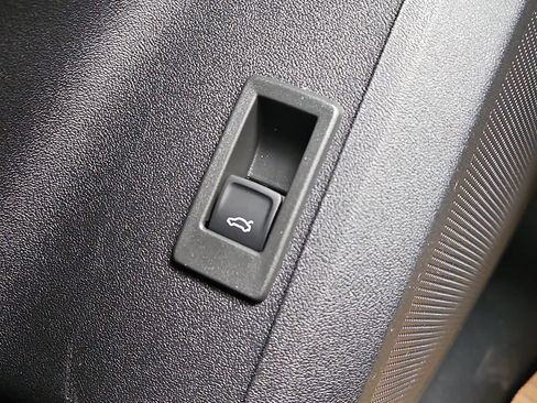 New 2026 Audi SQ5 Prestige AWD/4WD image 16