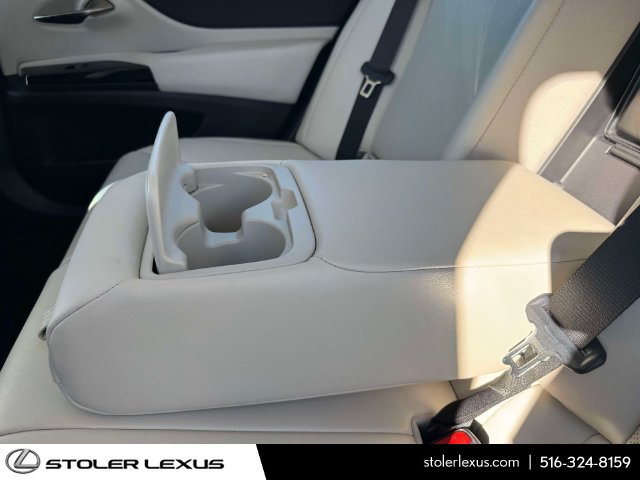 Used 2024 Lexus ES 350 w/ Premium Package FWD image 19