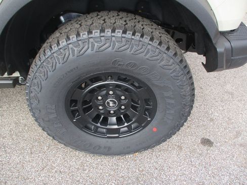 New 2026 Ford Bronco Badlands w/ Sasquatch Package AWD/4WD image 23