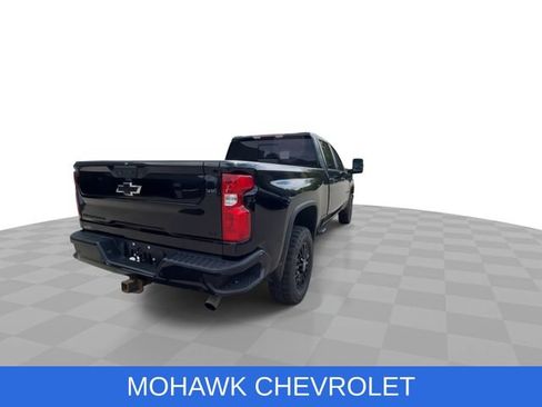 Used 2022 Chevrolet Silverado 2500 LT w/ Midnight Edition AWD/4WD image 8