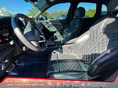 Used 2023 Audi SQ5 Prestige w/ Prestige Package image 10