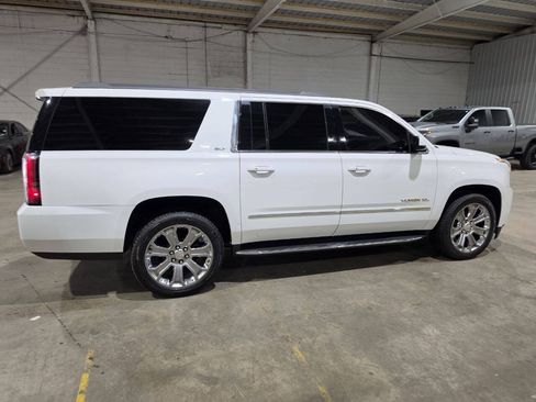 Used 2018 GMC Yukon XL SLT w/ Premium Edition AWD/4WD image 13