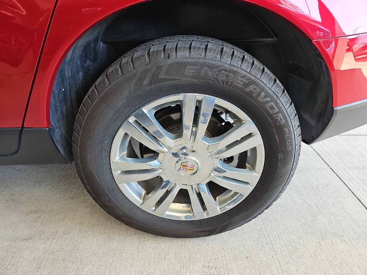 Used 2014 Cadillac SRX Luxury w/ Driver Awareness Package AWD/4WD image 35