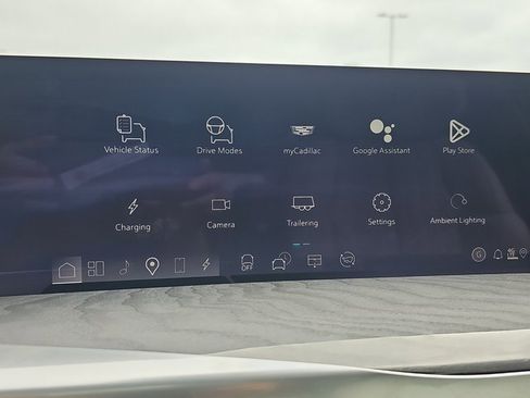 New 2026 Cadillac Escalade IQ Sport 1 w/ LPO, ONYX Package image 25