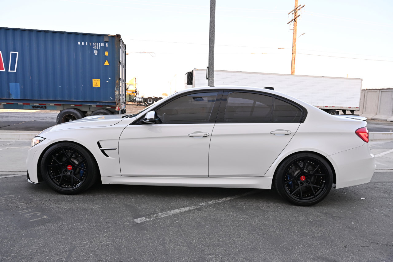 Used 2016 BMW M3 RWD image 3