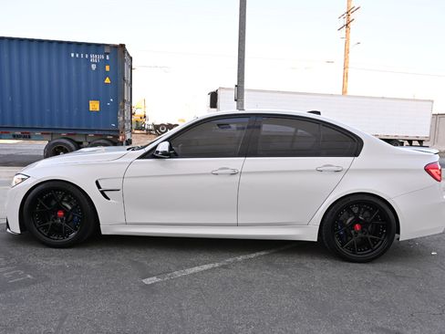 Used 2016 BMW M3 RWD image 3
