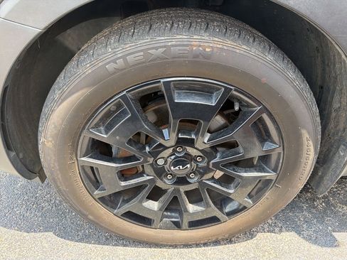 Used 2022 Kia Telluride SX w/ SX Prestige Package AWD/4WD image 13
