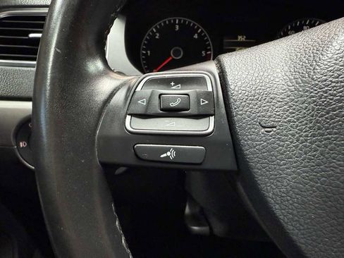 Used 2013 Volkswagen Jetta TDI FWD image 12