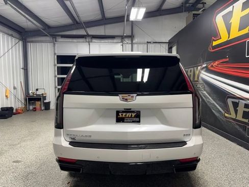 Used 2021 Cadillac Escalade Sport w/ Driver Assist Tech Package AWD/4WD image 22