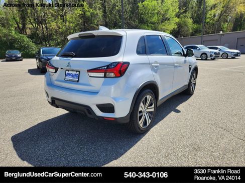 Used 2024 Mitsubishi Outlander Sport AWD image 3