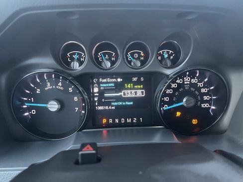 Used 2016 Ford F250 XLT w/ XLT Premium Package image 14