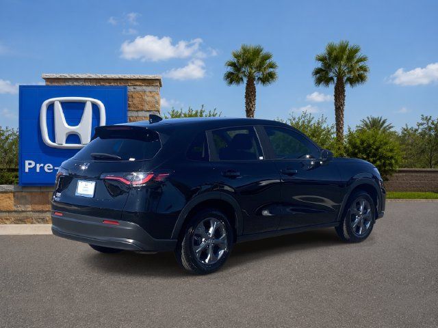 Certified 2026 Honda HR-V LX image 5