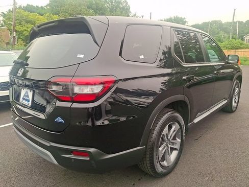 Used 2023 Honda Pilot EX-L image 6