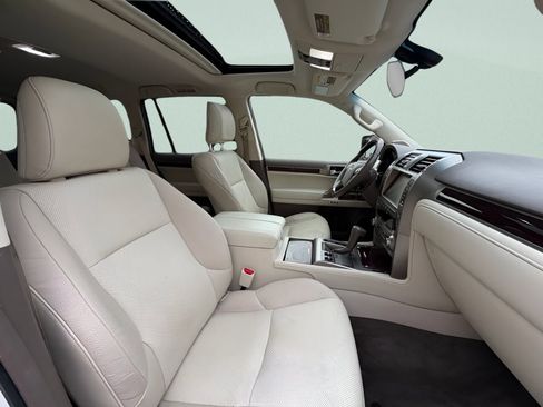 Used 2018 Lexus GX 460 Premium AWD/4WD image 12