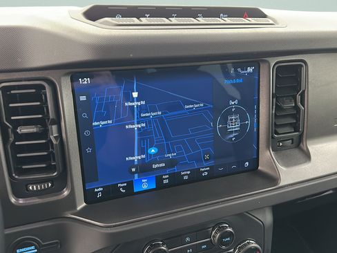 Used 2025 Ford Bronco Badlands AWD/4WD image 18