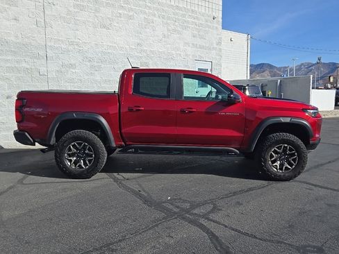 Used 2024 Chevrolet Colorado ZR2 image 2