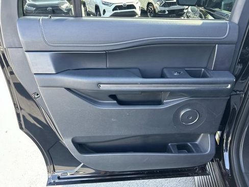Used 2024 Ford Expedition Max XLT image 22