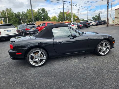 Used 2005 MAZDA MX-5 Miata MAZDASPEED image 10