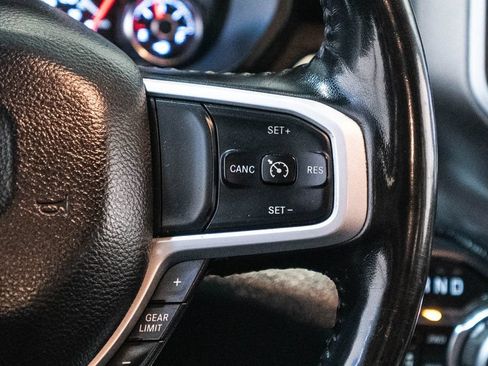 Used 2020 RAM 1500 Big Horn AWD/4WD image 19