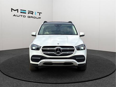 Used 2022 Mercedes-Benz GLE 450 4MATIC image 3