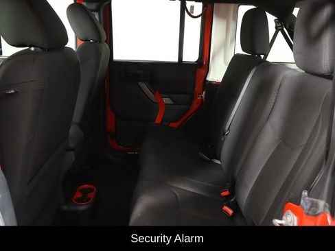 Used 2018 Jeep Wrangler Unlimited Sport S AWD/4WD image 16