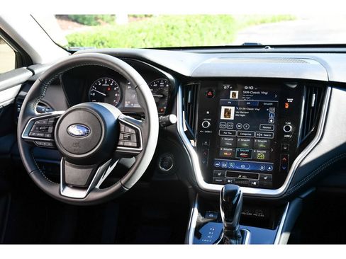 Used 2025 Subaru Outback Premium w/ Popular Package #1 AWD/4WD image 18