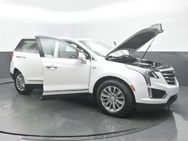 Used 2017 Cadillac XT5 Luxury w/ Driver Awareness Package AWD/4WD image 54
