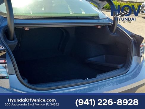 Certified 2025 Hyundai Sonata SE image 17