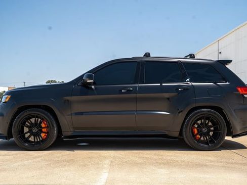 Used 2018 Jeep Grand Cherokee Trackhawk AWD/4WD image 5