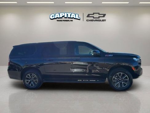 Used 2022 Chevrolet Suburban Z71 w/ Z71 Off-Road Package image 6
