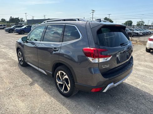 Used 2023 Subaru Forester Touring w/ Popular Package #2 AWD/4WD image 2