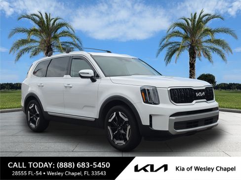 Certified 2023 Kia Telluride EX w/ EX Captain's Chair Package FWD image 1
