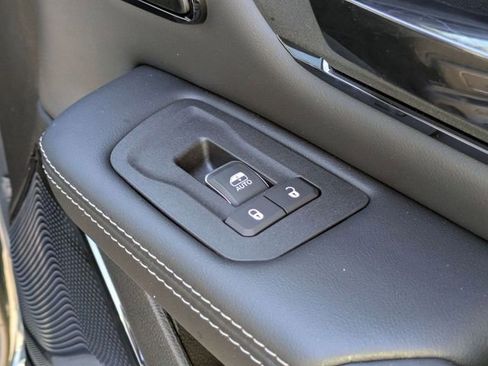 New 2026 RAM 1500 Limited AWD/4WD image 32