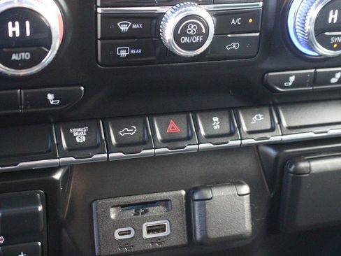 Used 2023 GMC Sierra 2500 SLE w/ SLE Value Package; AWD/4WD image 29