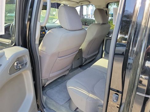 Used 2015 Nissan Frontier SV w/ SV Value Truck Package image 9