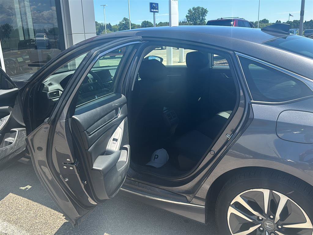 Used 2019 Honda Accord EX image 13