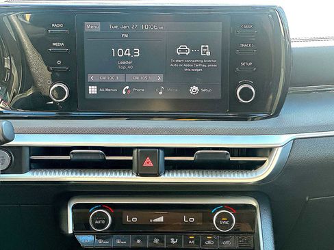 Used 2023 Kia K5 LXS image 11