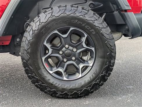 Used 2023 Jeep Wrangler Unlimited Rubicon w/ Steel Bumper Group image 13