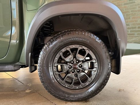 Used 2023 Nissan Frontier PRO-4X w/ Pro-4X Premium Package image 7