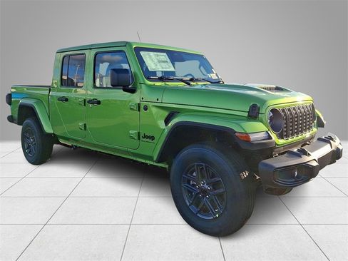 New 2026 Jeep Gladiator Sport image 2