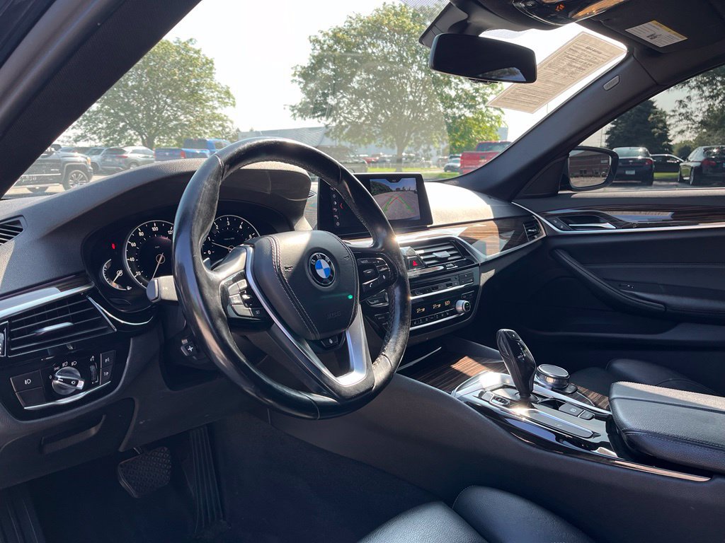 Used 2018 BMW 540i xDrive AWD/4WD image 19